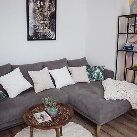 Cozy Dreams: Deluxe 2-Zimmer-Apartment -Kueche Nürnberg Kültér fotó